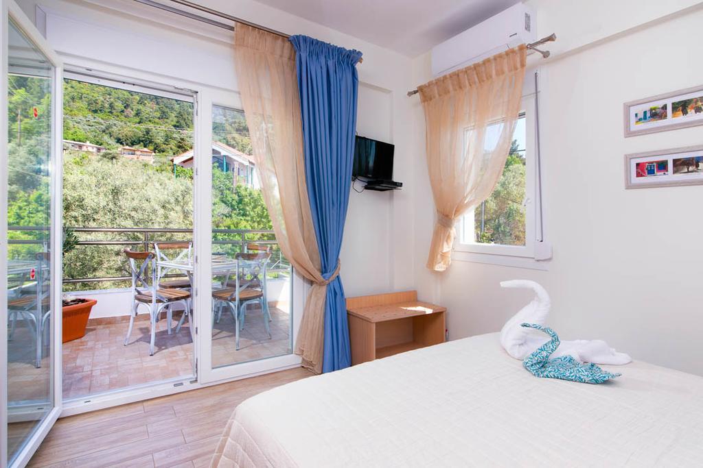 Olive Garden Villas And Apartments Chrysi Ammoudia Exterior foto